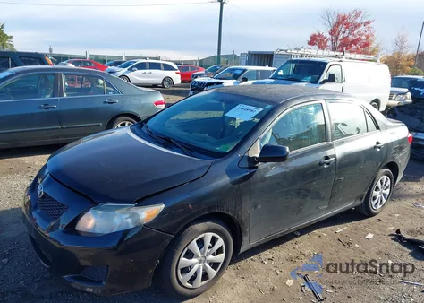 2010 Toyota Corolla Le z USA, uszkodzony, nr VIN 2T1BU4EE3AC302401